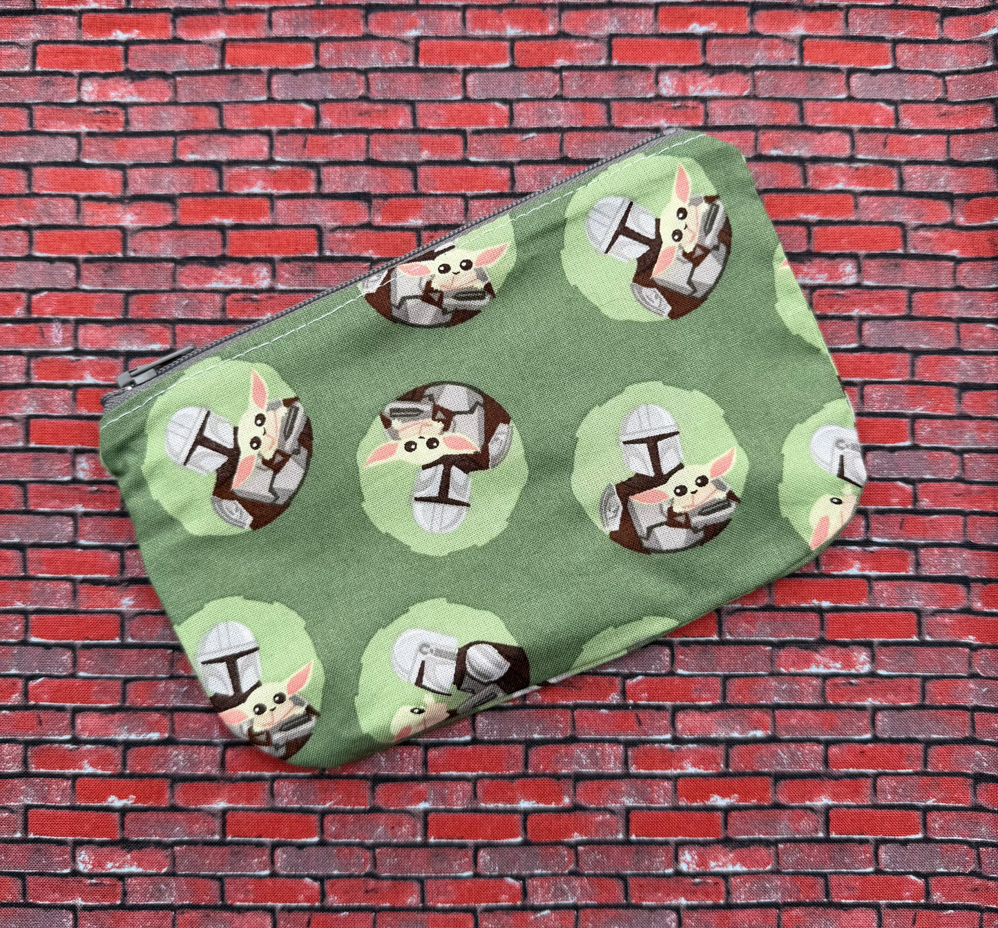 Petit sac à collation BébéYoda